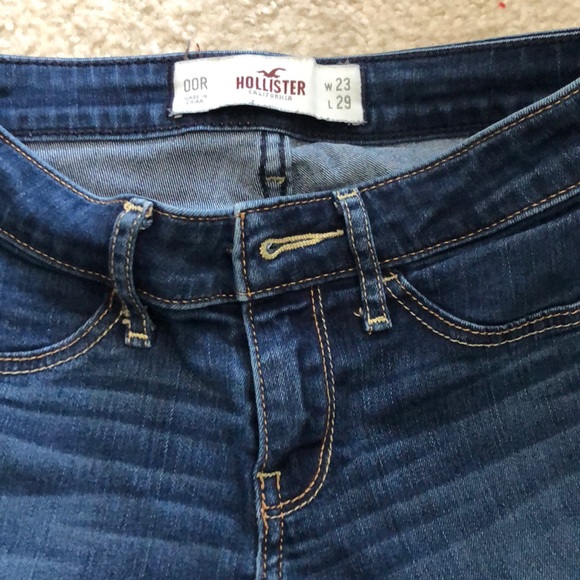 Hollister Super Skinny Jeans Dark Wash - Picture 4 of 7